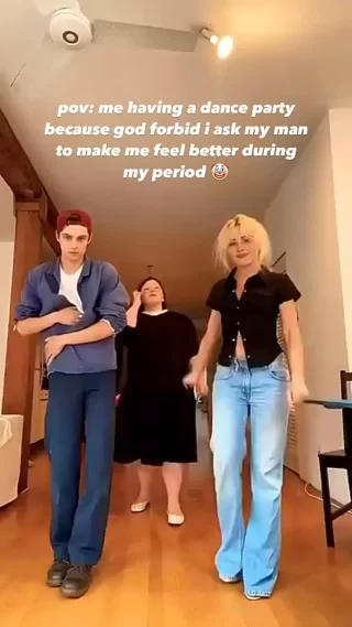 To all the green flag partners out there, could you send some help to the #manchild? Much appreciated 💓 
Ps: this is for (all intents and purposes) a parody, if you get offended, pls sip some #espresso (iykwem) 
.
.
.
.
.
#sabrinacarpenter #sabrinacarpenteredit #sabrinacarpenterfans #sabrinatop #sabrina #sabrinacarpenteredits #sabrinacarpentervideos #sabrinacarpenterfan #sabrinacarpenterfans #sabrinacarpenterqueen #sabrinacarpenterrp #sabrinacarpenterfanaccount #sabrinacarpenterupdates