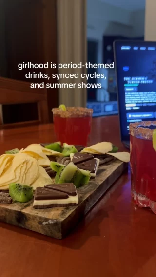 It was just fate that all of us ended up being on the same #periodcycle when we watched the #finalepisode of #thesummeriturnedpretty 🥹 ~ team bonrad, what we feeeeeelin 🔥🔥 ps: also this is the only “period” drama we want in our lives iykwim 
.
.
.
#jennyhan #jennyhanbooks #thesummeriturnedprettyedit #thesummeriturnedprettyseries #tsitp #tsitpseason3 #tsitpedits #teamjelly #teamjellyfisher #teamjellyfish #bonradedit #bellyandconrad #thesummeriturnedprettyedits #season3 #chrisbriney #chrisbrineyedit #cyclesyncing #lolatungedit #jeremiahfisher #conradfisher #lolatung #gavincasalegno #summershow #summershows #girlhood #perioddrama 
.
.
.
.
(the summer I turned pretty, pomegranate margeritas, Lola tung, Chris Britney, Gavin Casalegno, tsitp, the summer i turned pretty edits, period syncing, cycle syncing, finale episode, season 3, season 3 episode 11, Jenny Han, Jenny Han books, summer shows, tv shows, girlhood things, flatmates, roommates)